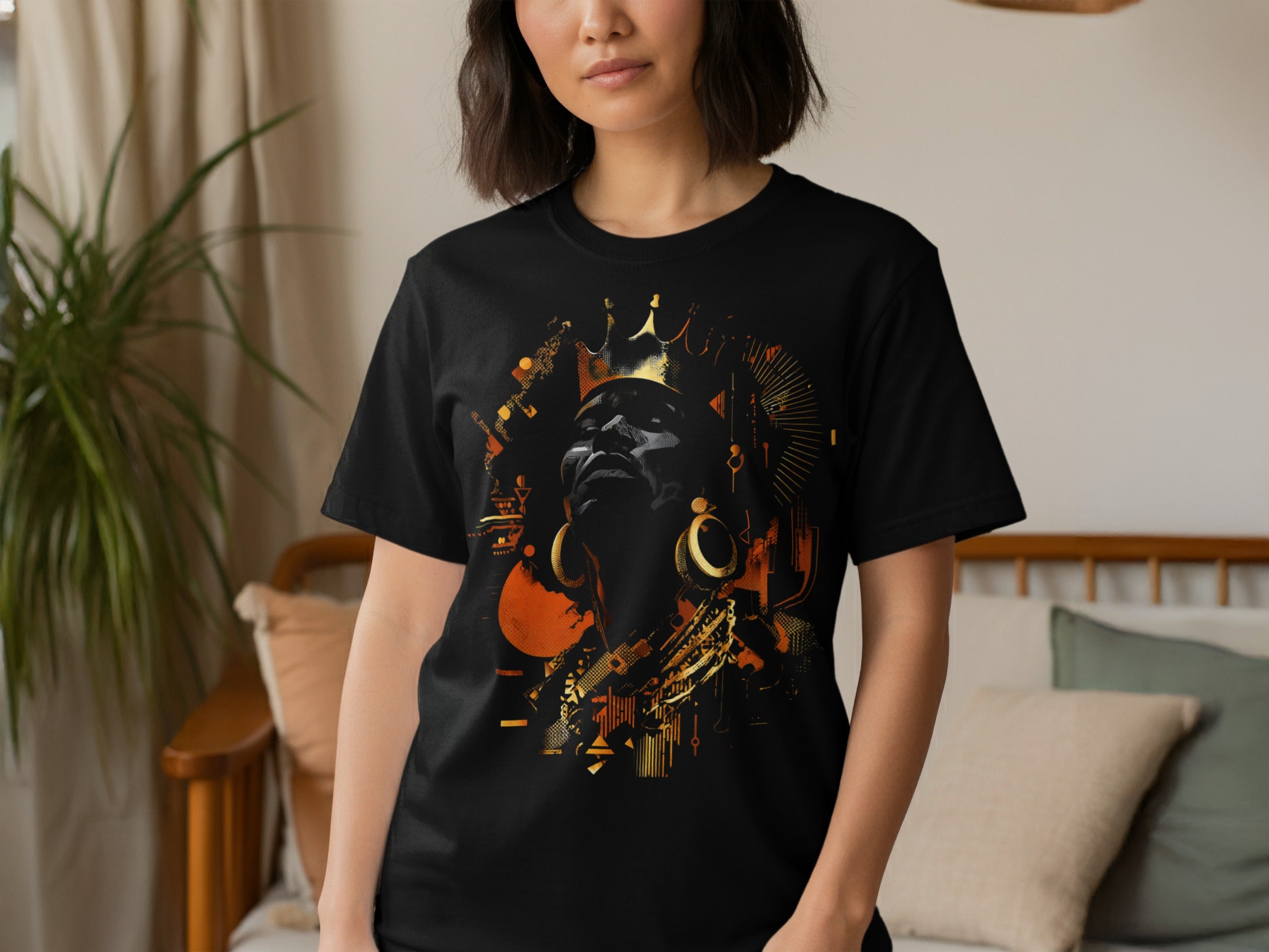 Graphic Queen Portrait on Black Shirt Product